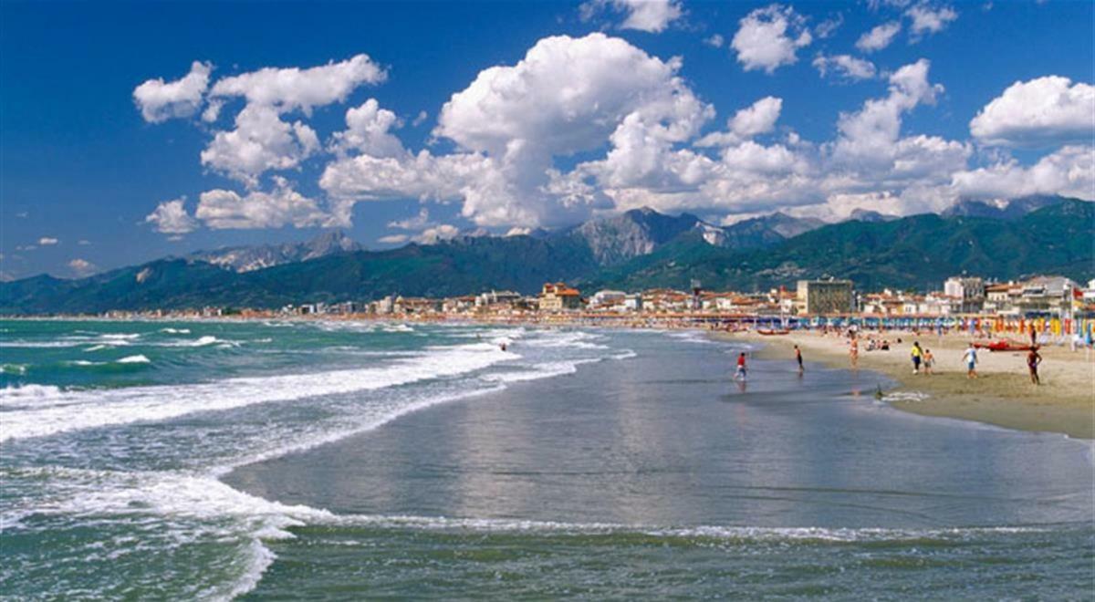 Casavacanza Villa D Funny Viareggio Eksteriør billede